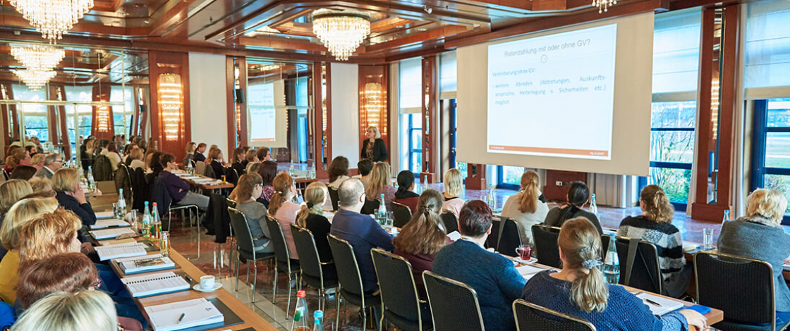 Schulungen in Seminarhäusern oder Ihrer Kanzlei